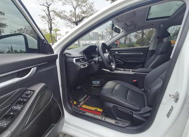 
								Geely Emgrand, 2022 full									