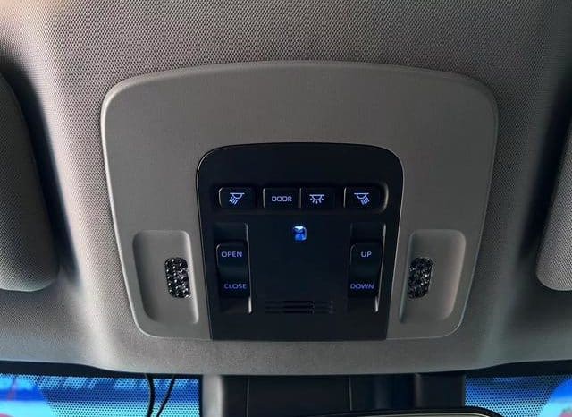 
								Toyota Camry, 2020 full									