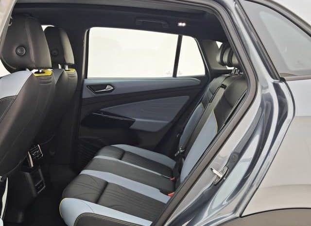 
								Volkswagen ID.4 X, 2023 full									