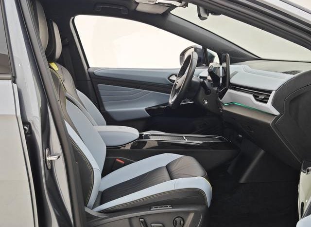 
								Volkswagen ID.4 X, 2023 full									