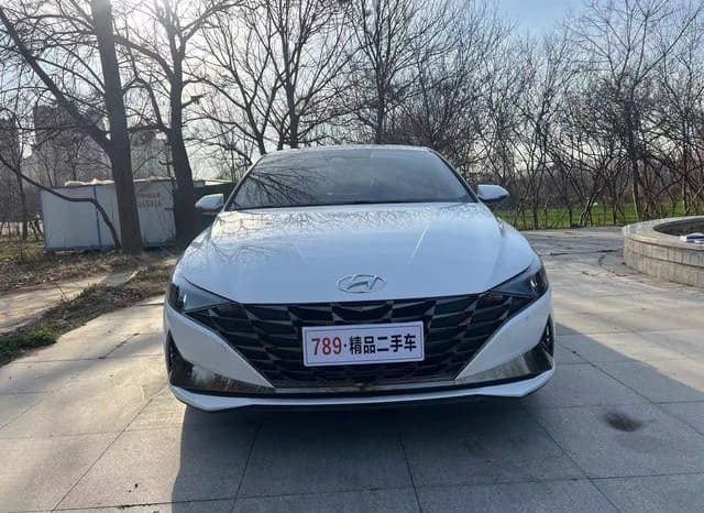 
								Hyundai Elantra (VII), 2023 full									