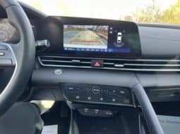 
										Hyundai Elantra (VII), 2023 full									