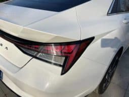 
										Hyundai Elantra (VII), 2023 full									