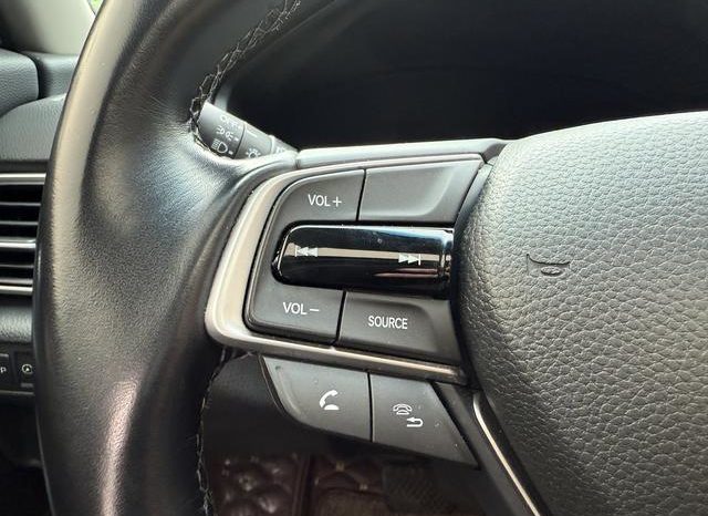
								Honda Accord, 2021 full									