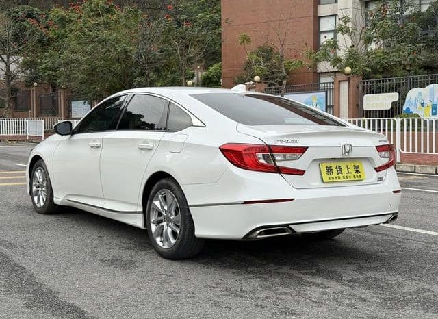 
								Honda Accord, 2021 full									
