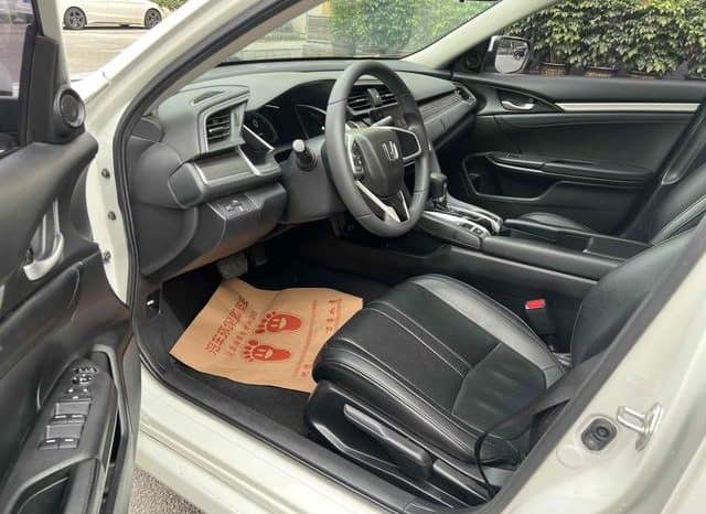 
								Honda Civic, 2021 full									