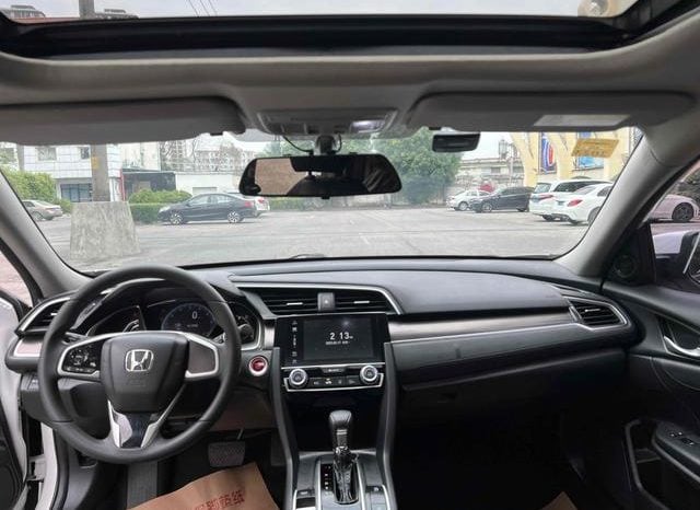 
								Honda Civic, 2021 full									