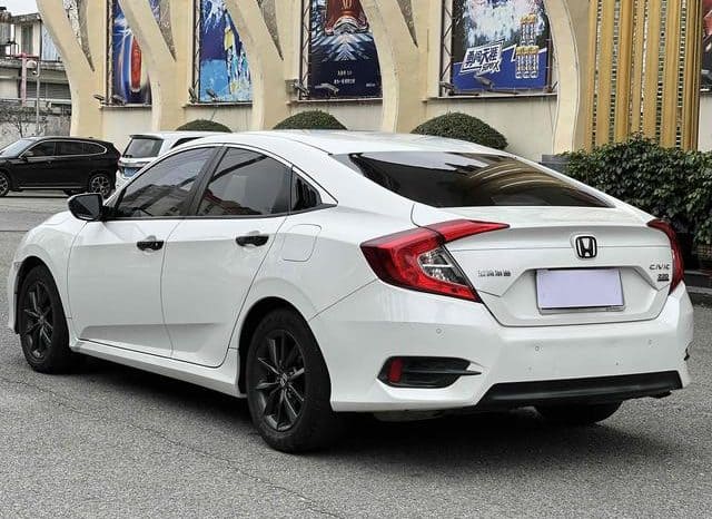 
								Honda Civic, 2021 full									