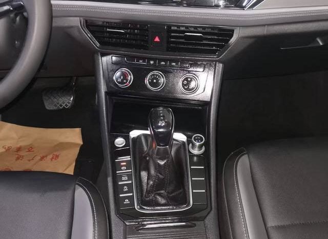 
								Volkswagen Jetta, 2020 full									
