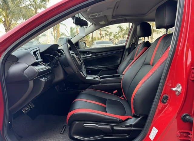 
								Honda Civic, 2020 full									