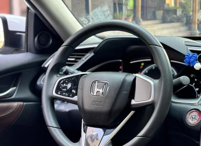 
								Honda Civic, 2021 full									