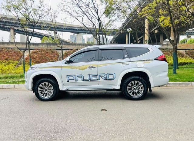 
								Mitsubishi Pajero Sport, 2020 full									