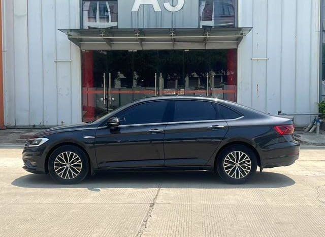 
								Volkswagen Jetta, 2020 full									