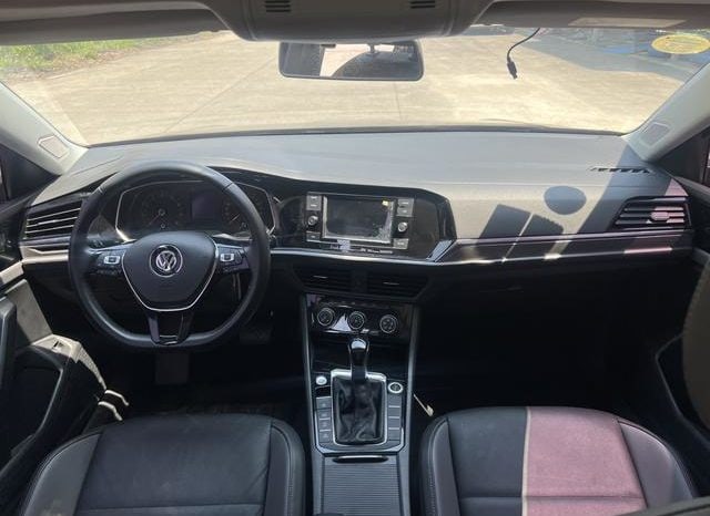 
								Volkswagen Jetta, 2020 full									