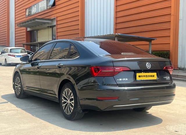 
								Volkswagen Jetta, 2020 full									