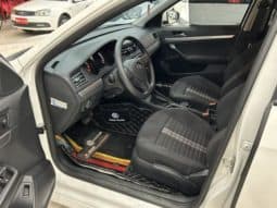 
										Volkswagen Golf 7 (Lavida), 2021 full									