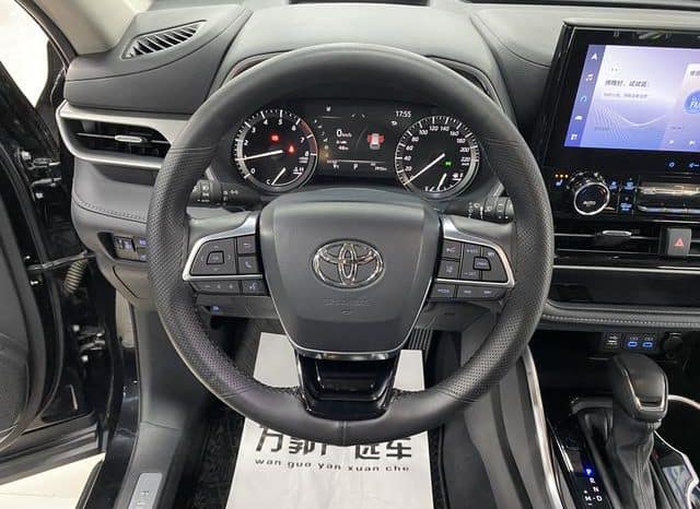 
								Toyota Highlander (III), 2022 full									