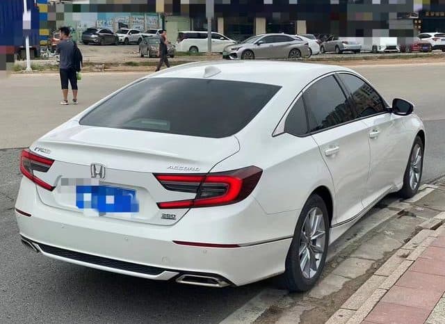 
								Honda Accord, 2022 full									