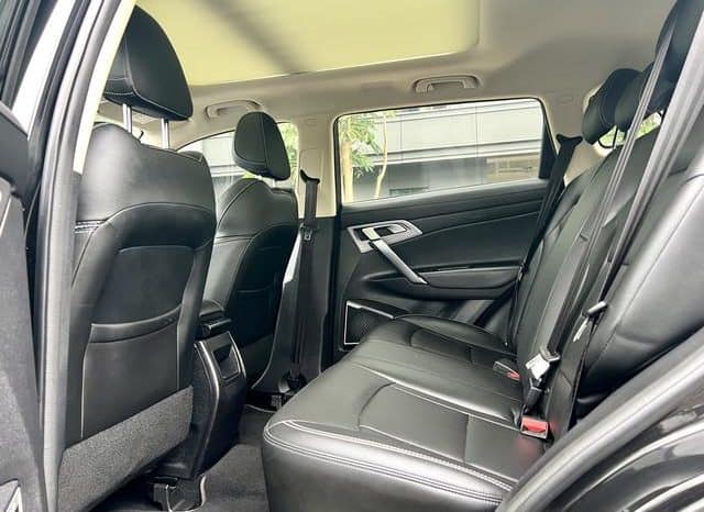 
								Geely Atlas, 2022 full									