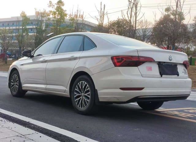 
								Volkswagen Jetta, 2020 full									