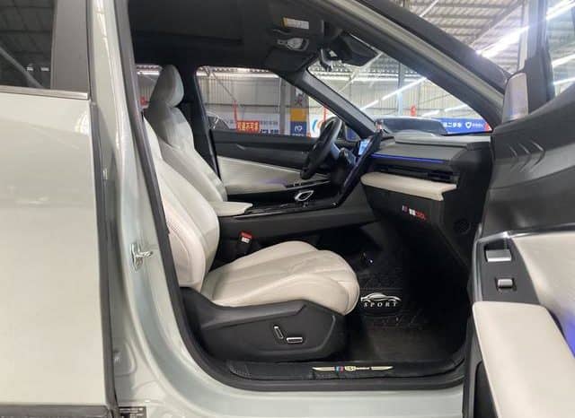 
								Geely Atlas, 2023 full									