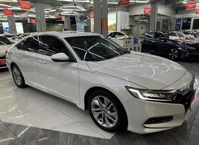 
								Honda Accord, 2021 full									