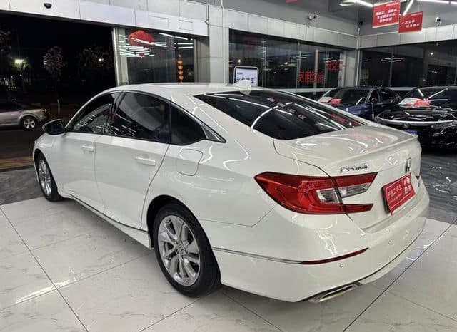 
								Honda Accord, 2021 full									