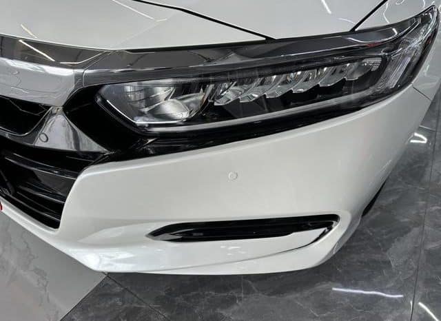 
								Honda Accord, 2021 full									
