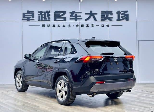 
								Toyota RAV4 (IV), 2021 full									