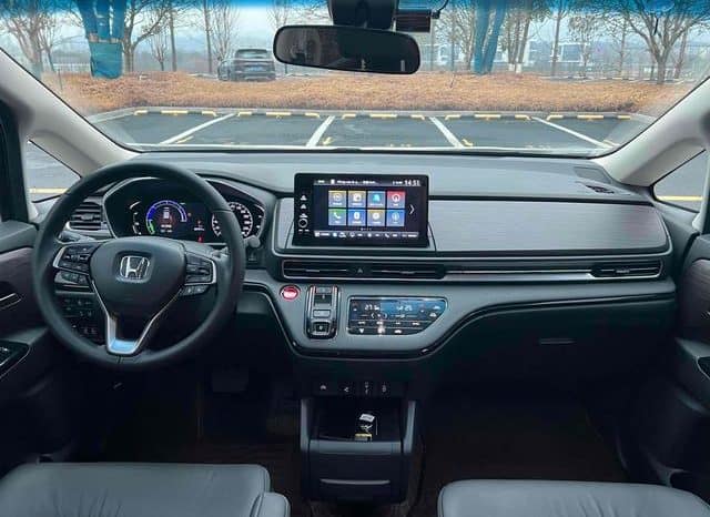 
								Honda Elysion, 2022 full									
