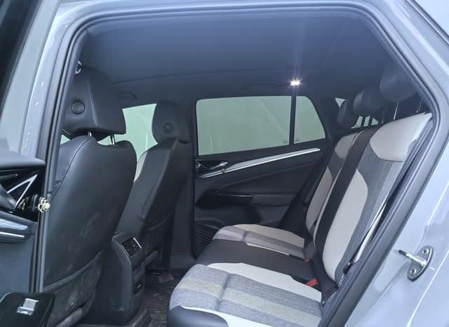 
								Volkswagen ID.4 CROZZ, 2023 full									