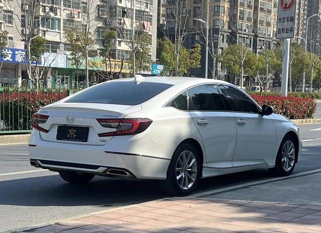 
								Honda Accord, 2022 full									