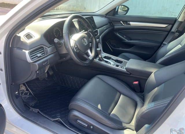 
								Honda Accord, 2022 full									