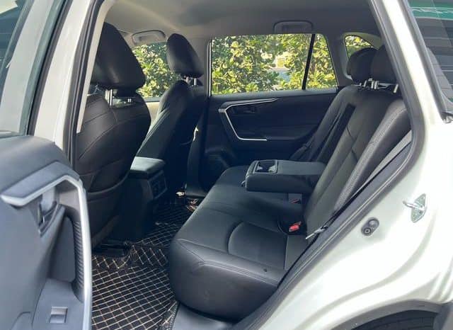 
								Toyota Wildlander, 2021 full									