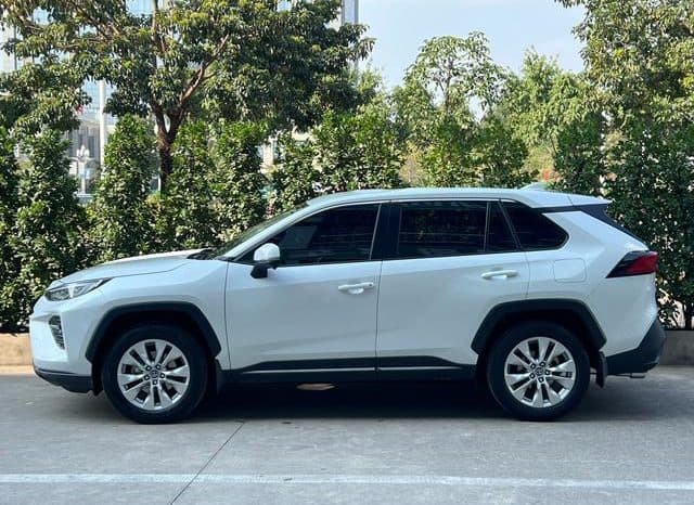 
								Toyota Wildlander, 2021 full									