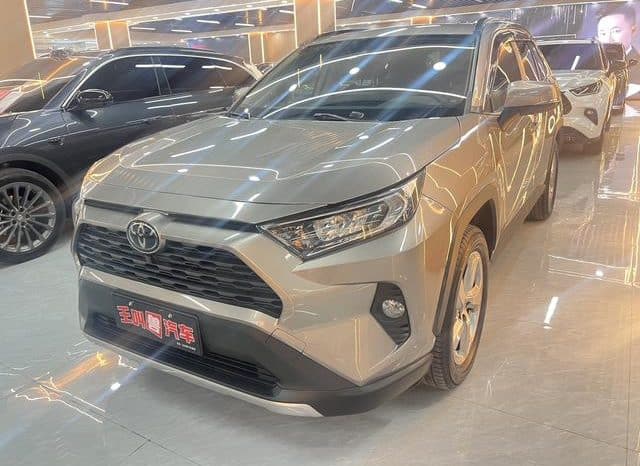 67dd8f6605fb7 Toyota RAV4 (IV), 2021