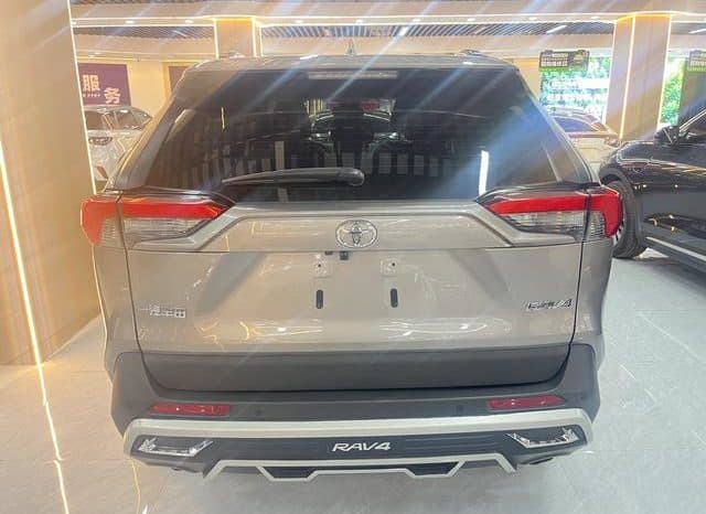 
								Toyota RAV4 (IV), 2021 full									