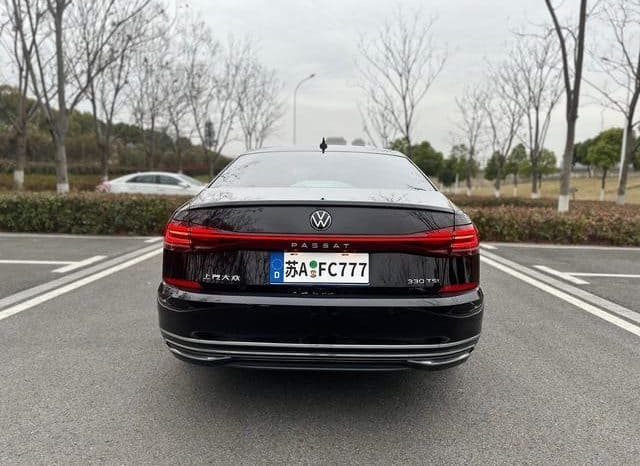 
								Volkswagen Passat, 2022 full									