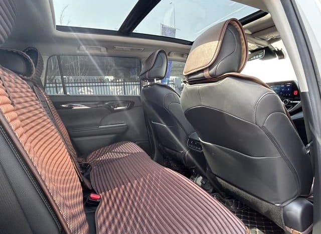 
								Toyota Highlander (III), 2021 full									
