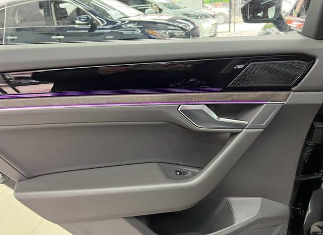 
								Volkswagen Touareg, 2023 full									