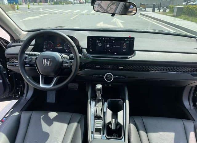 
								Honda Accord, 2024 full									