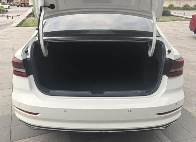 
								Volkswagen Golf 7 (Lavida), 2021 full									
