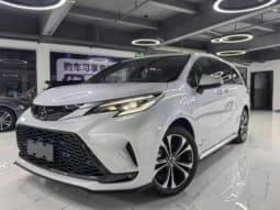 67dd9f13d9a87 Toyota Granvia, 2023