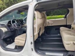 
										Toyota Granvia, 2023 full									