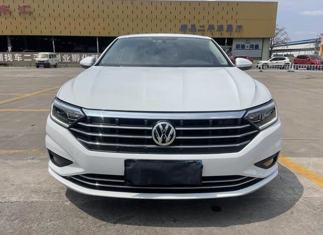 
								Volkswagen Jetta, 2021 full									