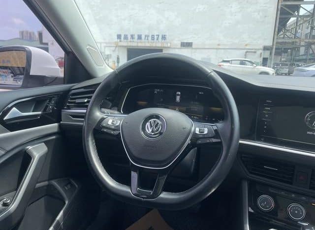 
								Volkswagen Jetta, 2021 full									