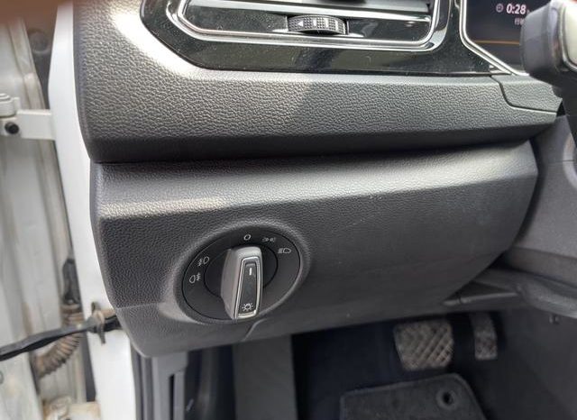 
								Volkswagen T-Roc, 2021 full									