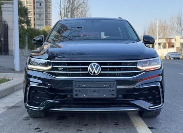 
								Volkswagen Tiguan L, 2022 full									