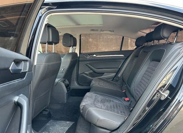 
								Volkswagen Magotan, 2022 full									