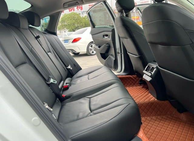 
								Honda Accord, 2024 full									